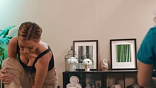 Busty client gets a pussy finger massage Big Boobs Porn Video